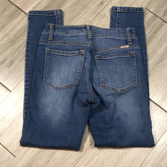 KanCan Medium Wash Low Rise Skinny Jeans size 1/24 - Picture 4 of 10